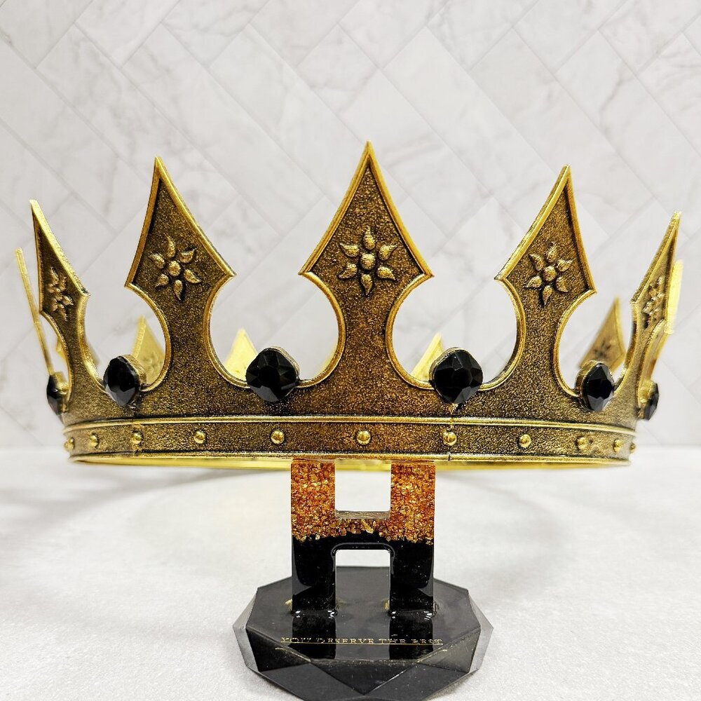 Regal Gold Crown, Royal Renaissance Crown, Medieval Costume, Black Stone Crown